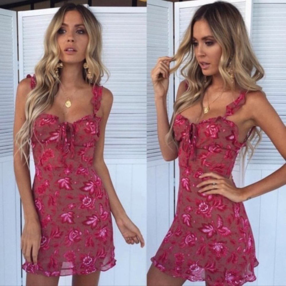 WhiteFox Sweet Fling Pink Floral Dress